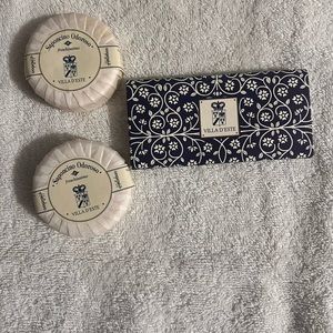 Villa D’Este Helleboro Italy Vintage -2 SOAPS/ Cotton Balls- Make Up Remove Pads